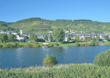 Hotels in Reil Hotels in Reil